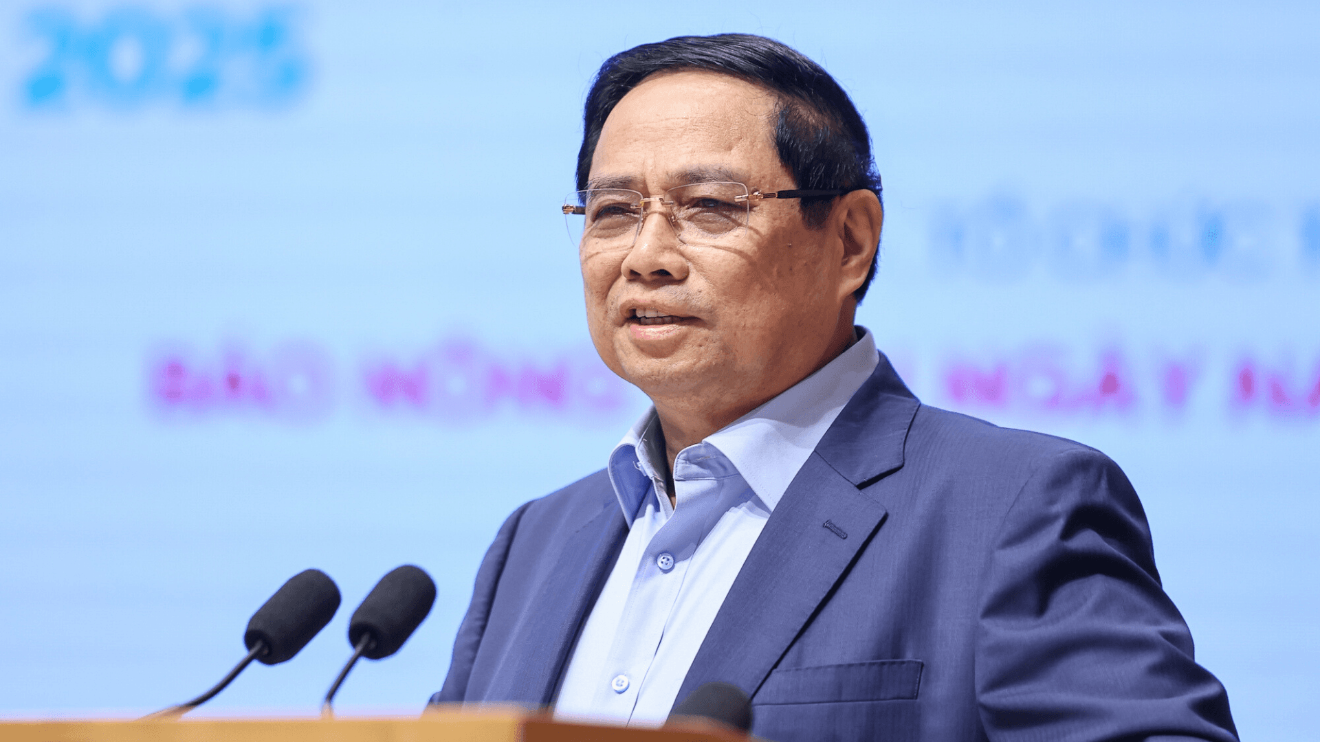 (Chú thích: Thủ tướng Phạm Minh Chính phát biểu tại Hội nghị đối thoại với nông dân năm 2025 - Ảnh: VGP/Nhật Bắc)