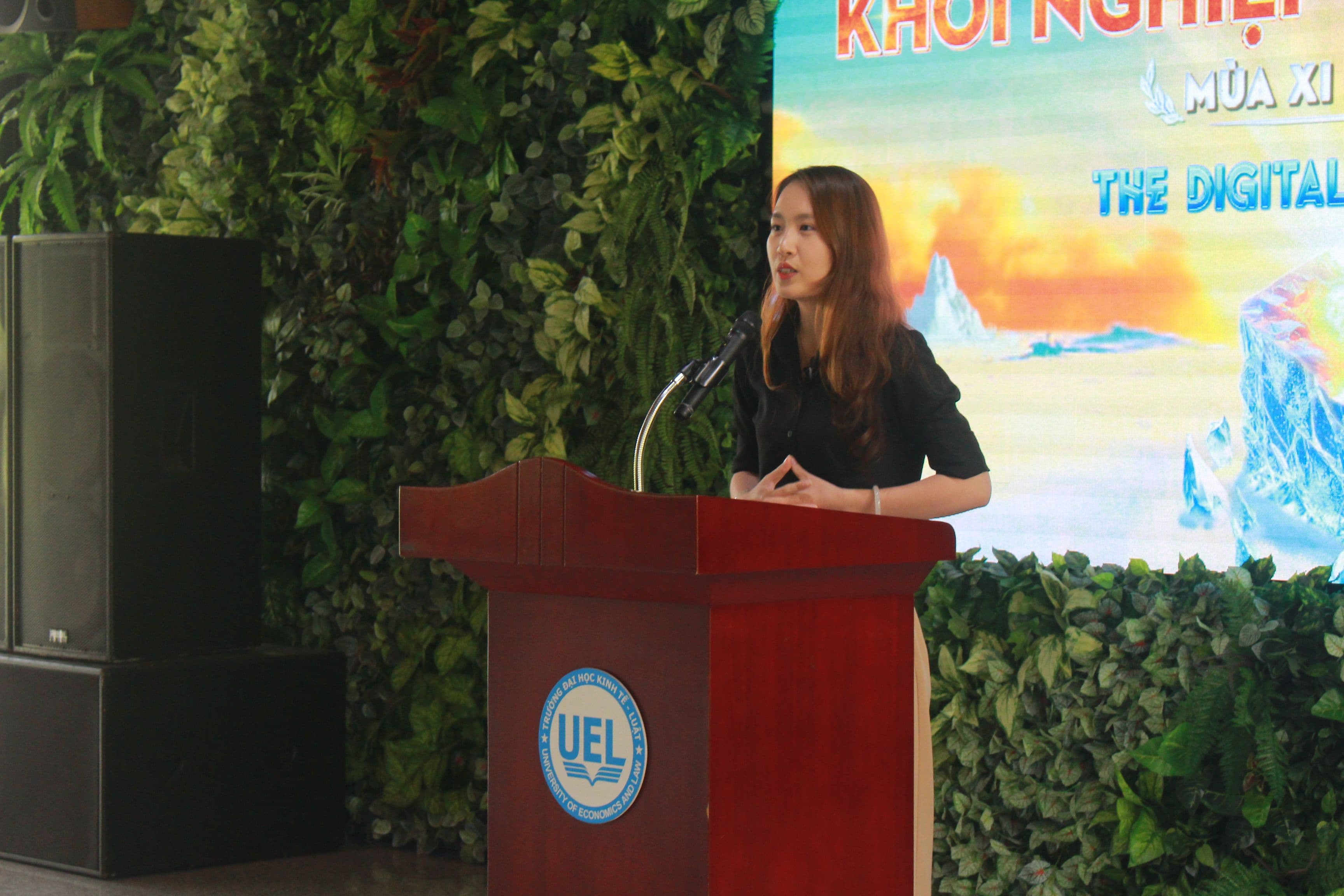 Công ty Hotspot giao lưu kết nối với các bạn trẻ định hướng nghề nghiệp