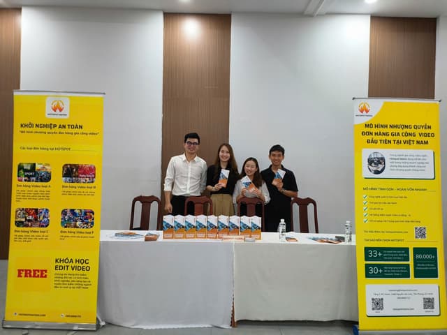 Hotspot Matrix accompanies the Startup Ideas Festival at the University of Economics and Law (UEL)